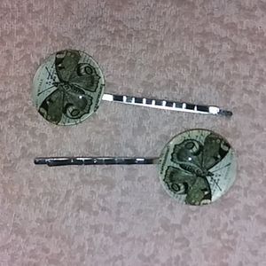 🦋 Butterfly bobby pins